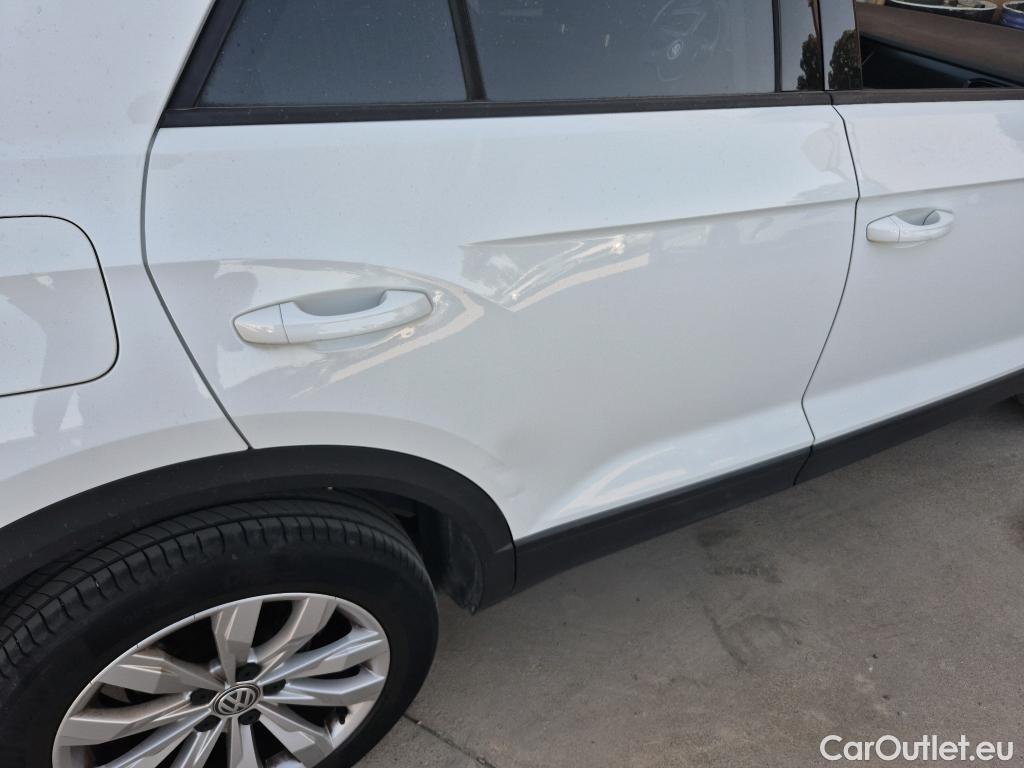  Volkswagen  T-ROC VOLKSWAGEN  / 2017 / 5P / todoterreno Advance 1.0 TSI 85kW (115CV) #1