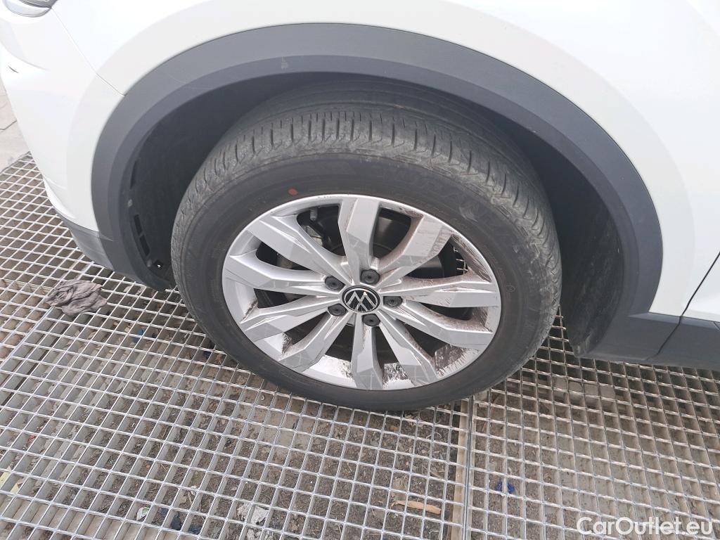  Volkswagen  T-ROC VOLKSWAGEN  / 2017 / 5P / todoterreno Advance 2.0 TDI 85kW (115CV) #30