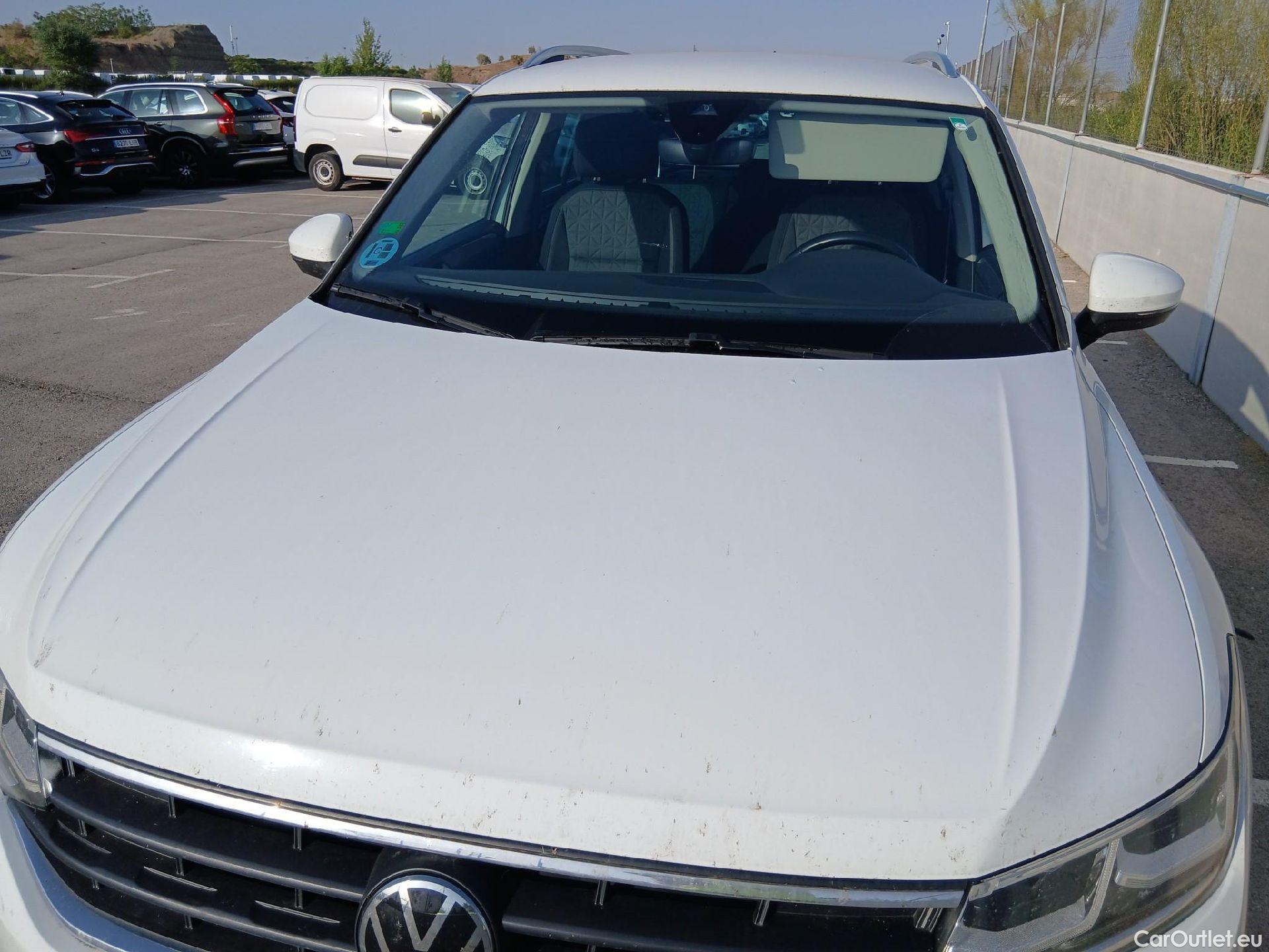  Volkswagen  Tiguan VOLKSWAGEN  / 2020 / 5P / todoterreno Life 1.5 TSI 110kW (150CV) DSG #33
