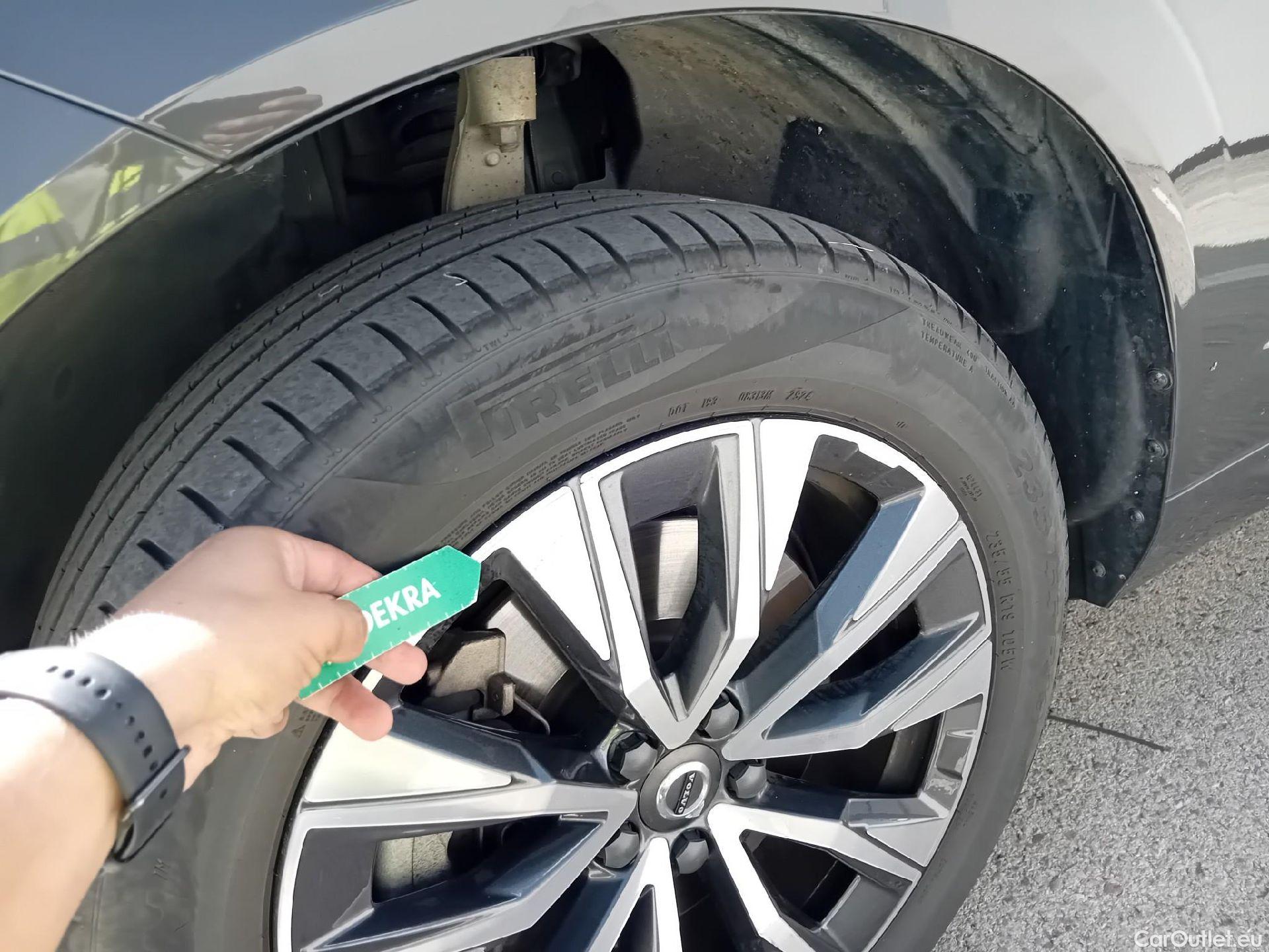  Volvo  XC60 VOLVO  / 2017 / 5P / todoterreno 2.0 T6 AWD Recharge Inscription Auto #13