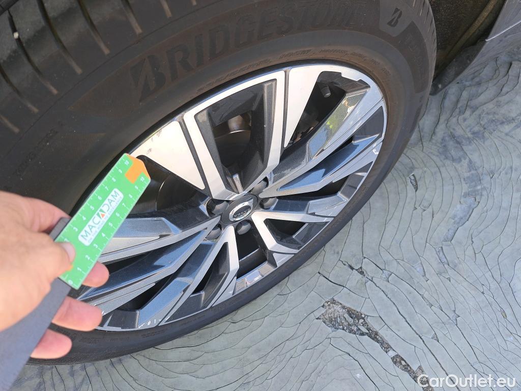  Volvo  XC60 VOLVO  / 2017 / 5P / todoterreno 2.0 B4 D Inscription Auto #12