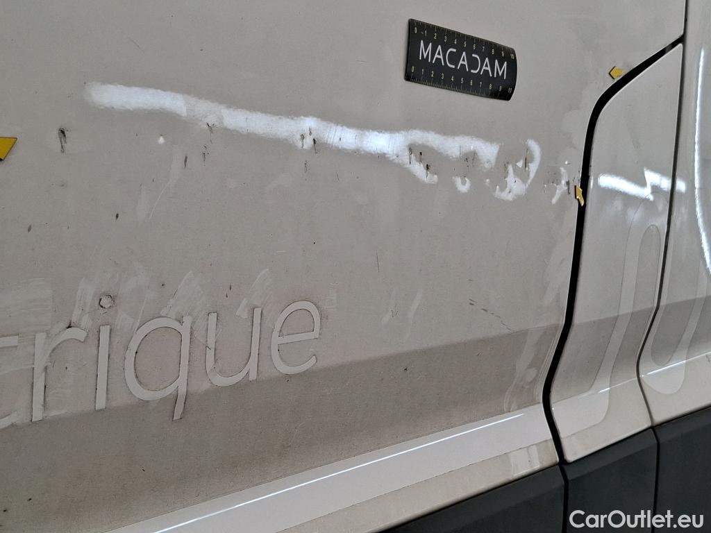  Volkswagen  Crafter  Fourgon e- 35 Fourgon mittellang Hochdach FWD 35kWh BVA #34