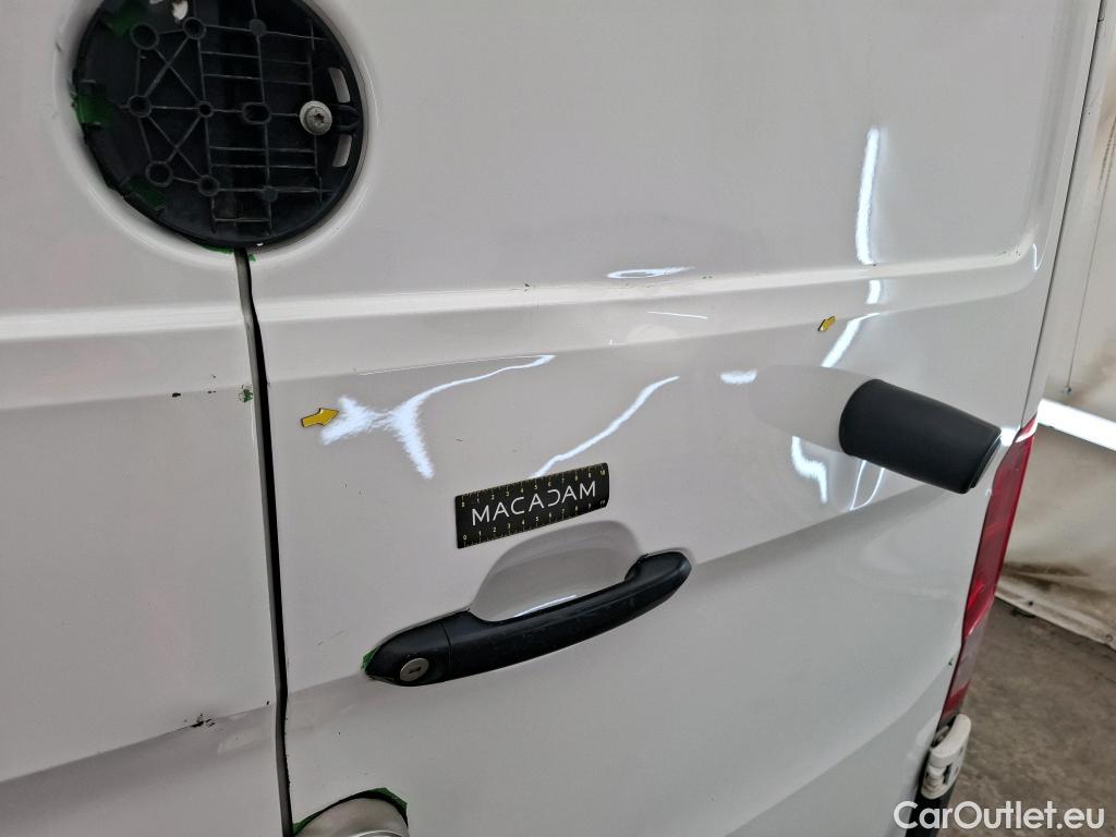  Volkswagen  Crafter  Fourgon e- 35 Fourgon mittellang Hochdach FWD 35kWh BVA #36
