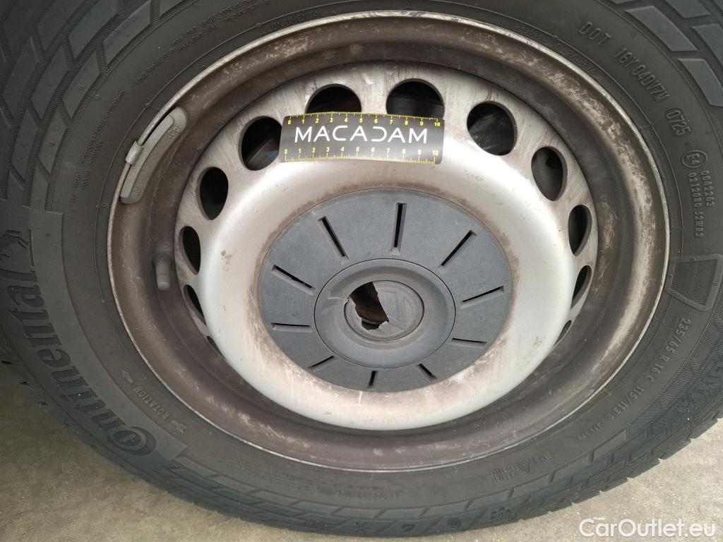  Volkswagen  Crafter  Fourgon e- 35 Fourgon mittellang Hochdach FWD 35kWh BVA #92