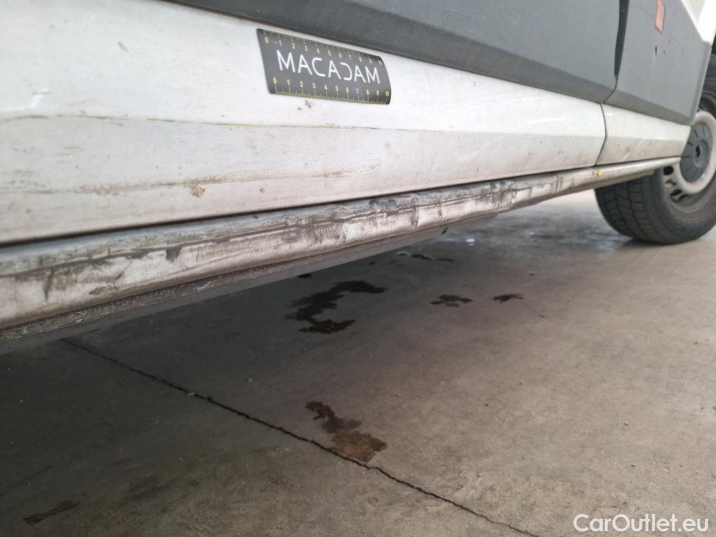 Volkswagen  Crafter  Fourgon e- 35 Fourgon mittellang Hochdach FWD 35kWh BVA #16