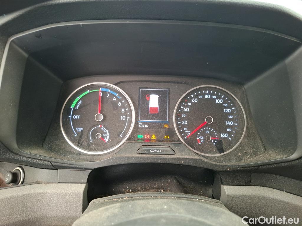  Volkswagen  Crafter  Fourgon e- 35 Fourgon mittellang Hochdach FWD 35kWh BVA #94