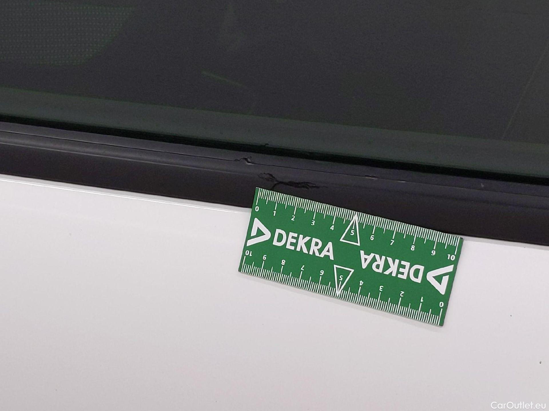  Citroen  C3 CITROEN  / 2020 / 5P / Berline PureTech 83 S&S BVM Feel Pack #26