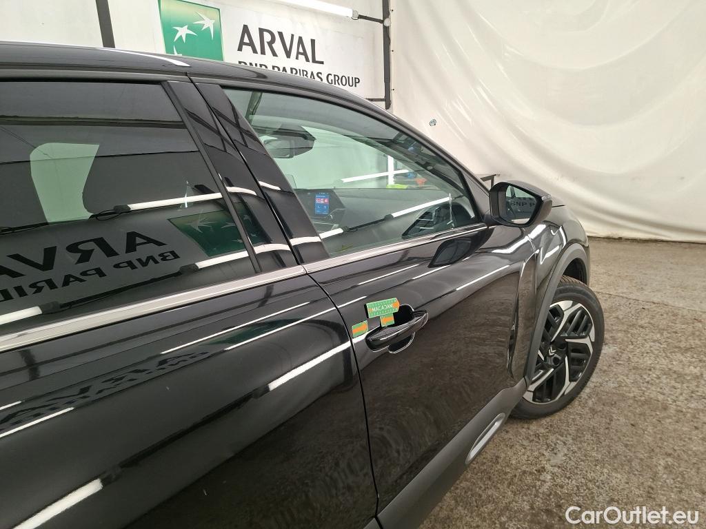  Citroen  C4 CITROEN  X / 2022 / 4P / Berline PureTech 130 S&S EAT8 Shine #19
