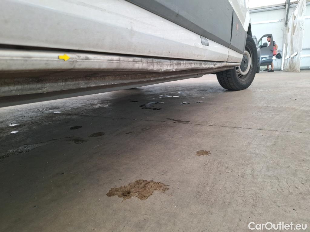  Volkswagen  Crafter  Fourgon e- 35 Fourgon mittellang Hochdach FWD 35kWh BVA #14