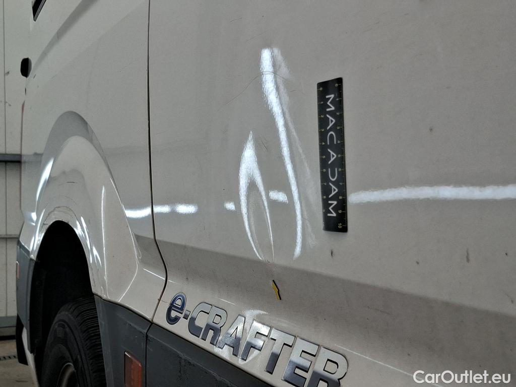  Volkswagen  Crafter  Fourgon e- 35 Fourgon mittellang Hochdach FWD 35kWh BVA #26
