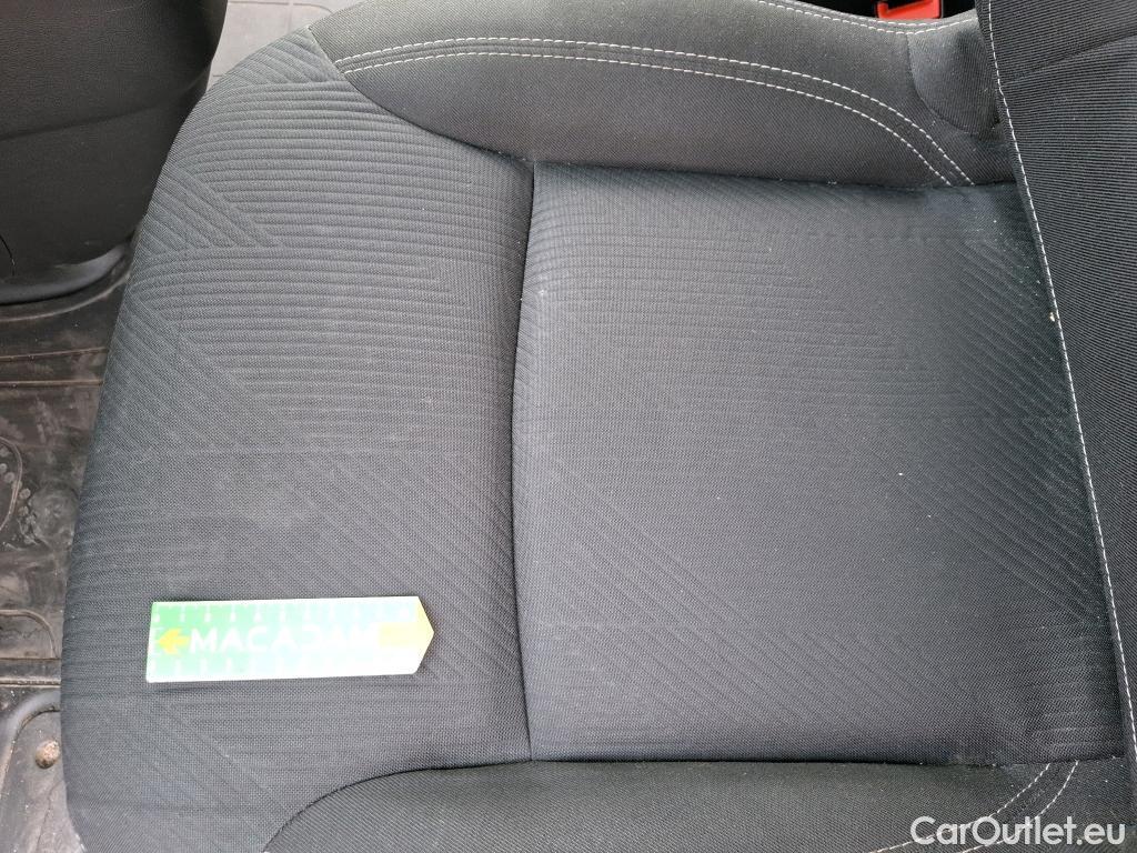  Renault  Trafic  Fourgon L1H1 3T Grand Confort 2.0 dCi 130CV BVM6 E6d #38