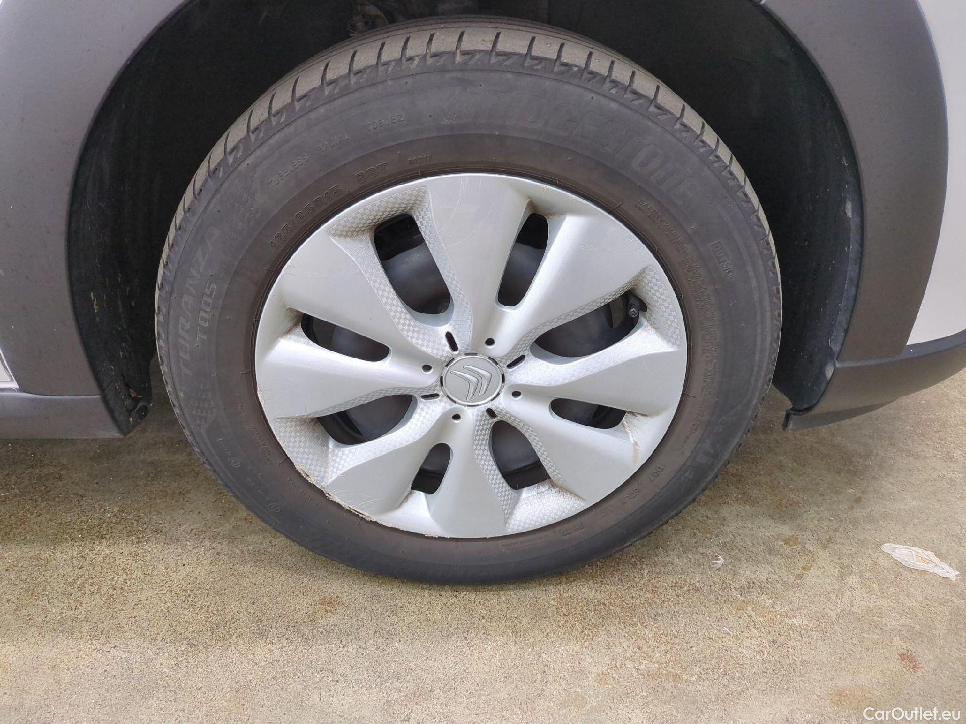  Citroen  C3 CITROEN  Société / 2020 / 5P / Berline / VU BlueHDi 100 SandS BVM6 Feel Nav #1