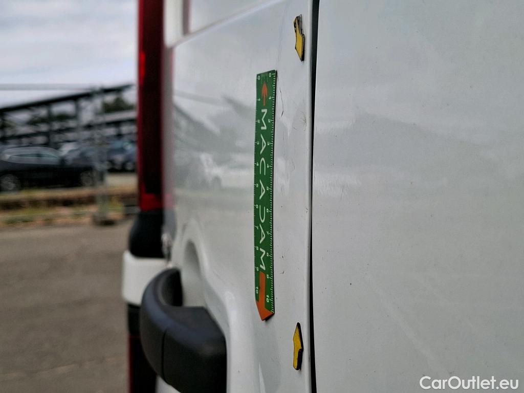  Renault  Trafic  Fourgon L1H1 3T Grand Confort 2.0 dCi 130CV BVM6 E6d #15