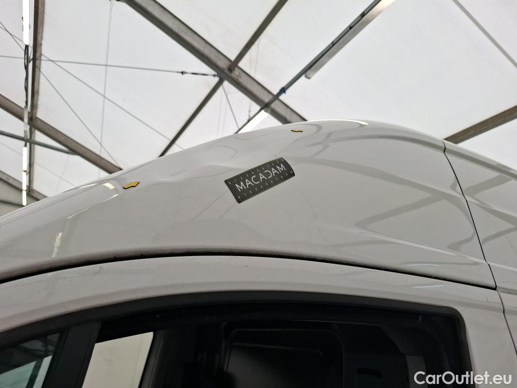 Volkswagen  Crafter  Fourgon e- 35 Fourgon mittellang Hochdach FWD 35kWh BVA #60