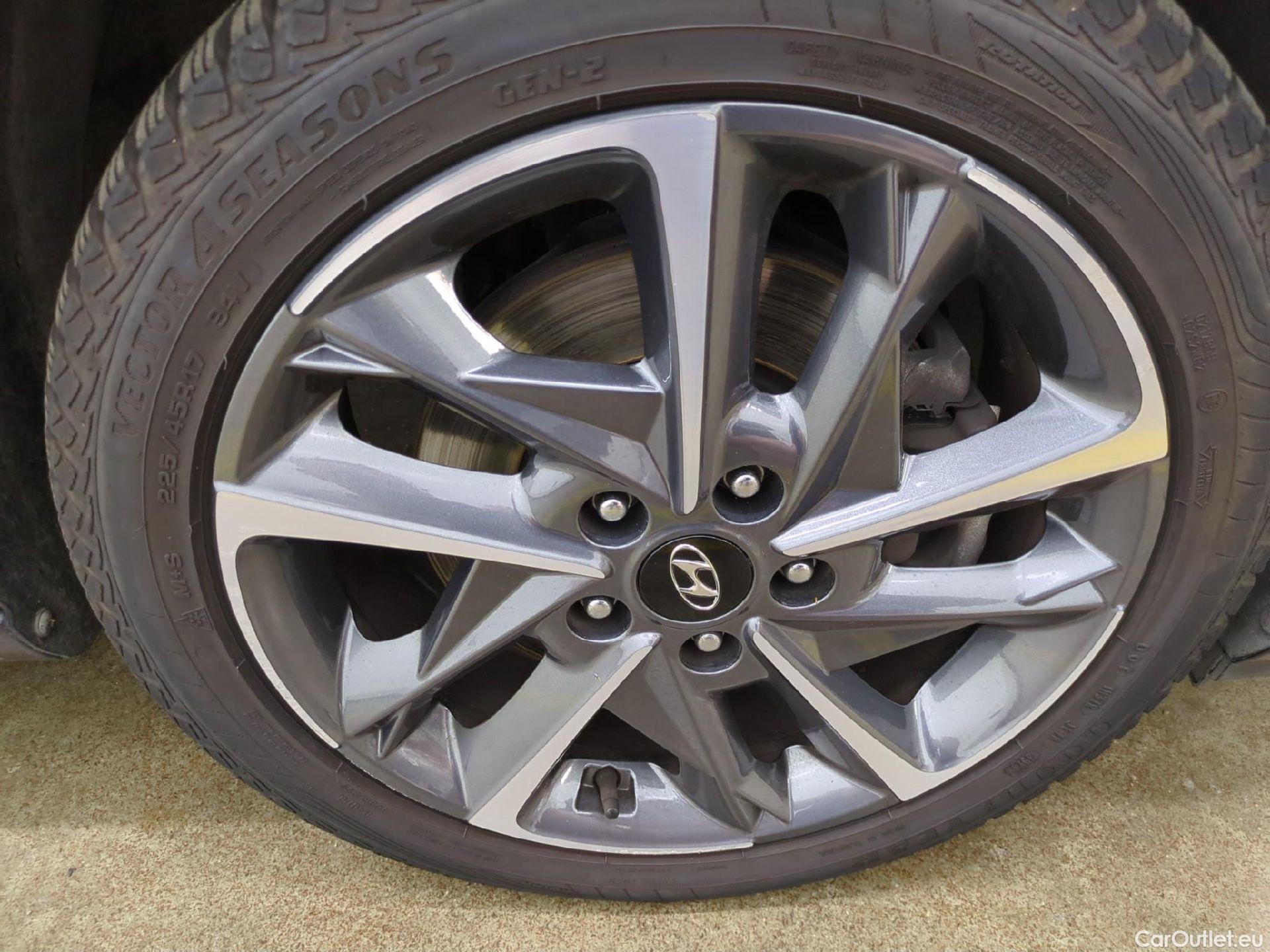  Hyundai  i30 HYUNDAI  / 2020 / 5P / Berline 1.0 T-GDI 120 DCT-7 MHEV CREATIVE #8
