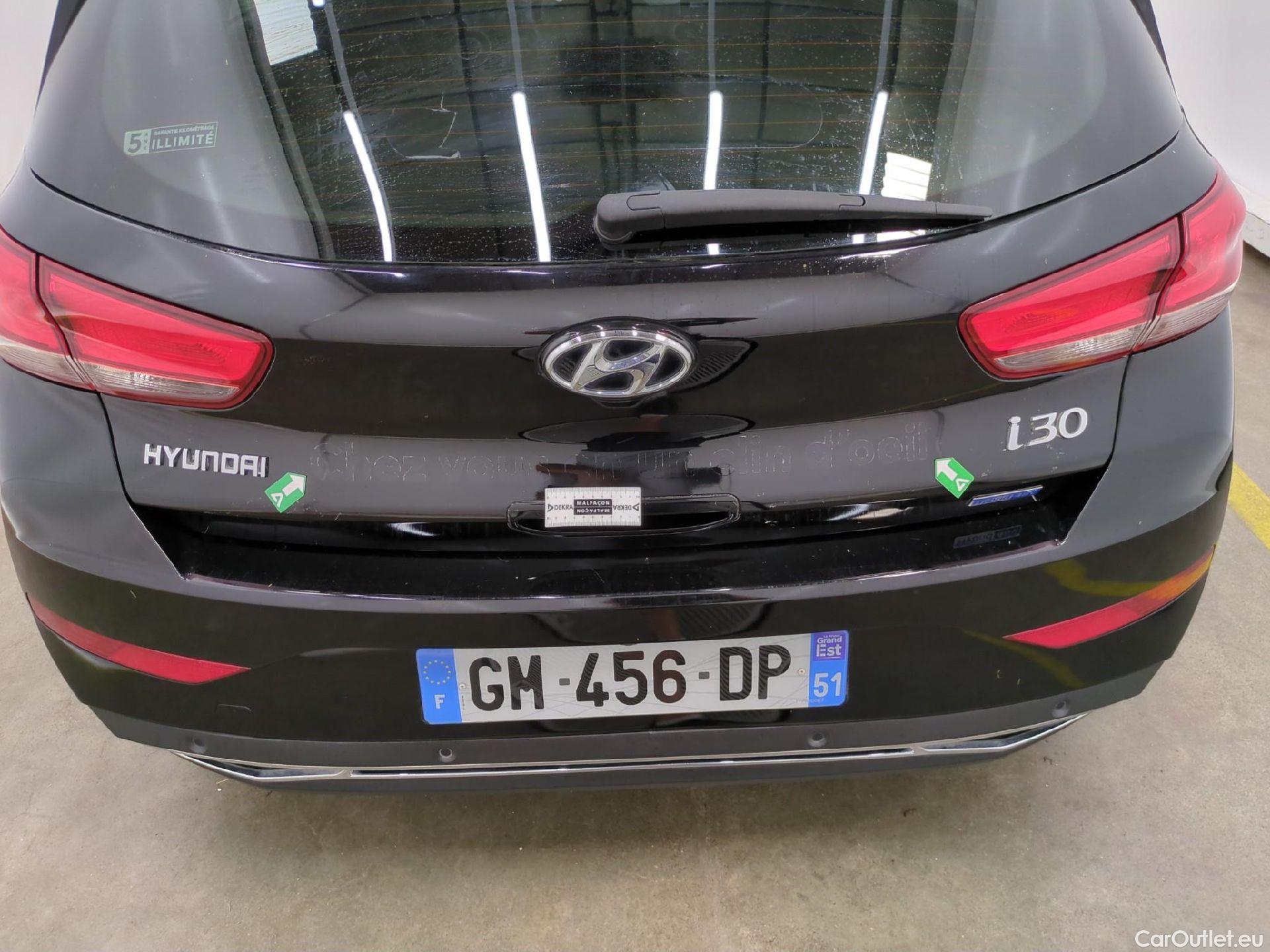  Hyundai  i30 HYUNDAI  / 2020 / 5P / Berline 1.0 T-GDI 120 DCT-7 MHEV CREATIVE #40