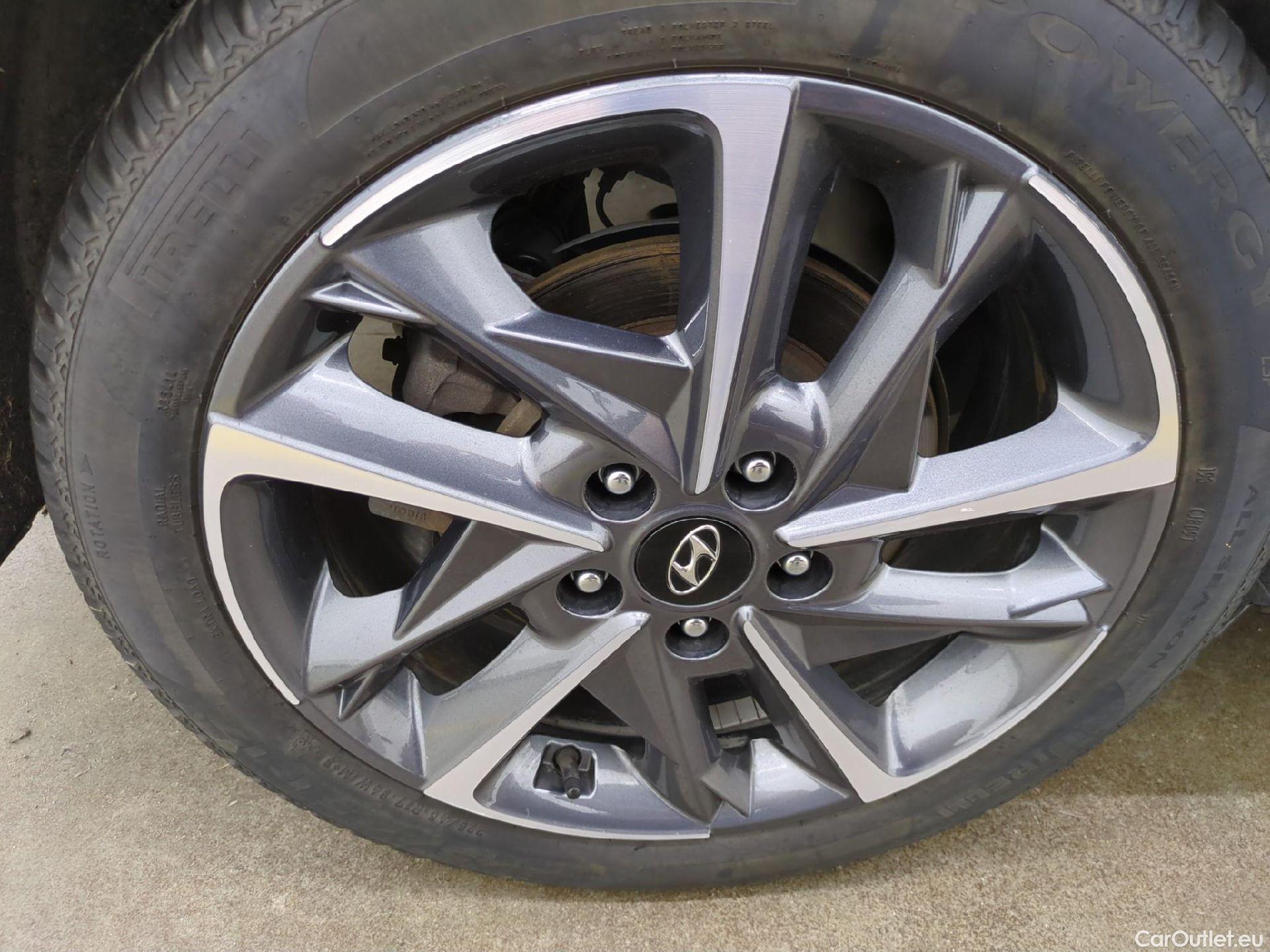  Hyundai  i30 HYUNDAI  / 2020 / 5P / Berline 1.0 T-GDI 120 DCT-7 MHEV CREATIVE #23