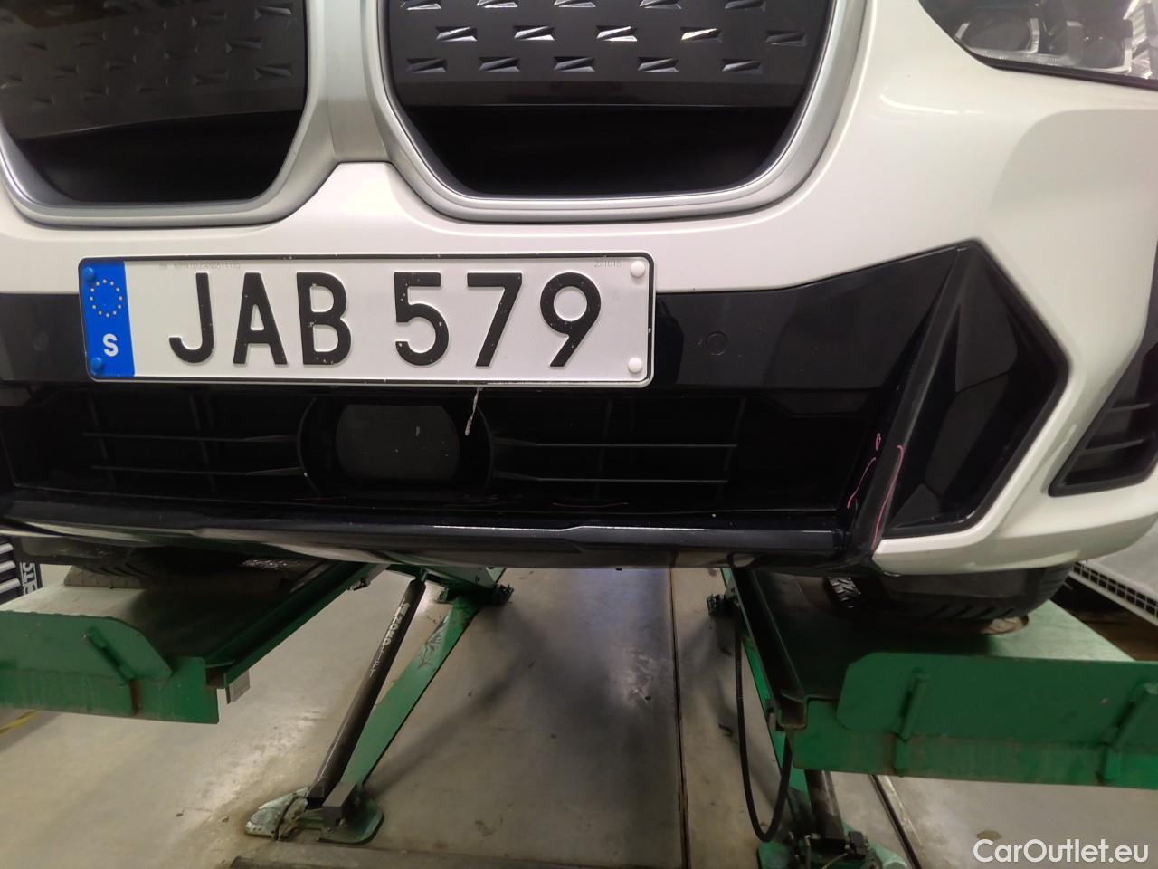  Bmw  iX3  80kWh Charged Aut #4