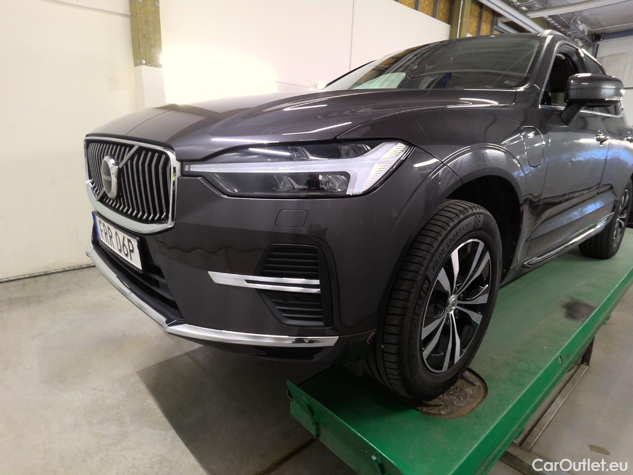  Volvo  XC60  T6 350 Co.Ed.Rec. AWD Aut #2