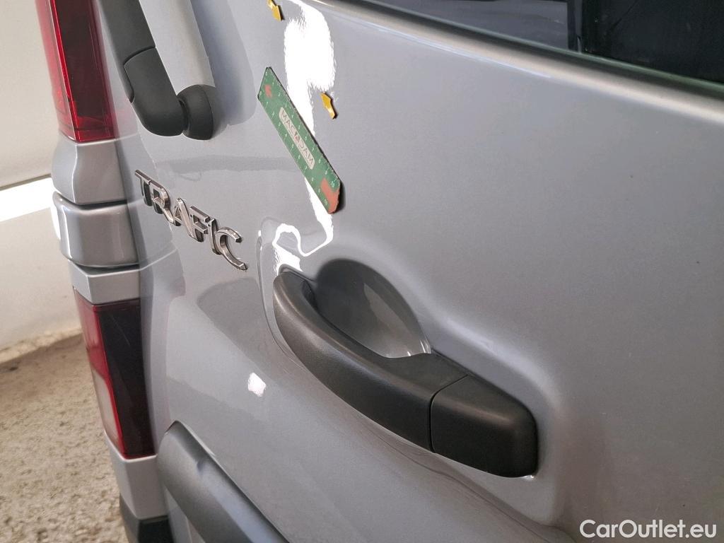  Renault  Trafic  III Combi L1H1 SpaceClass 2.0 dCi #2