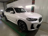 iX3