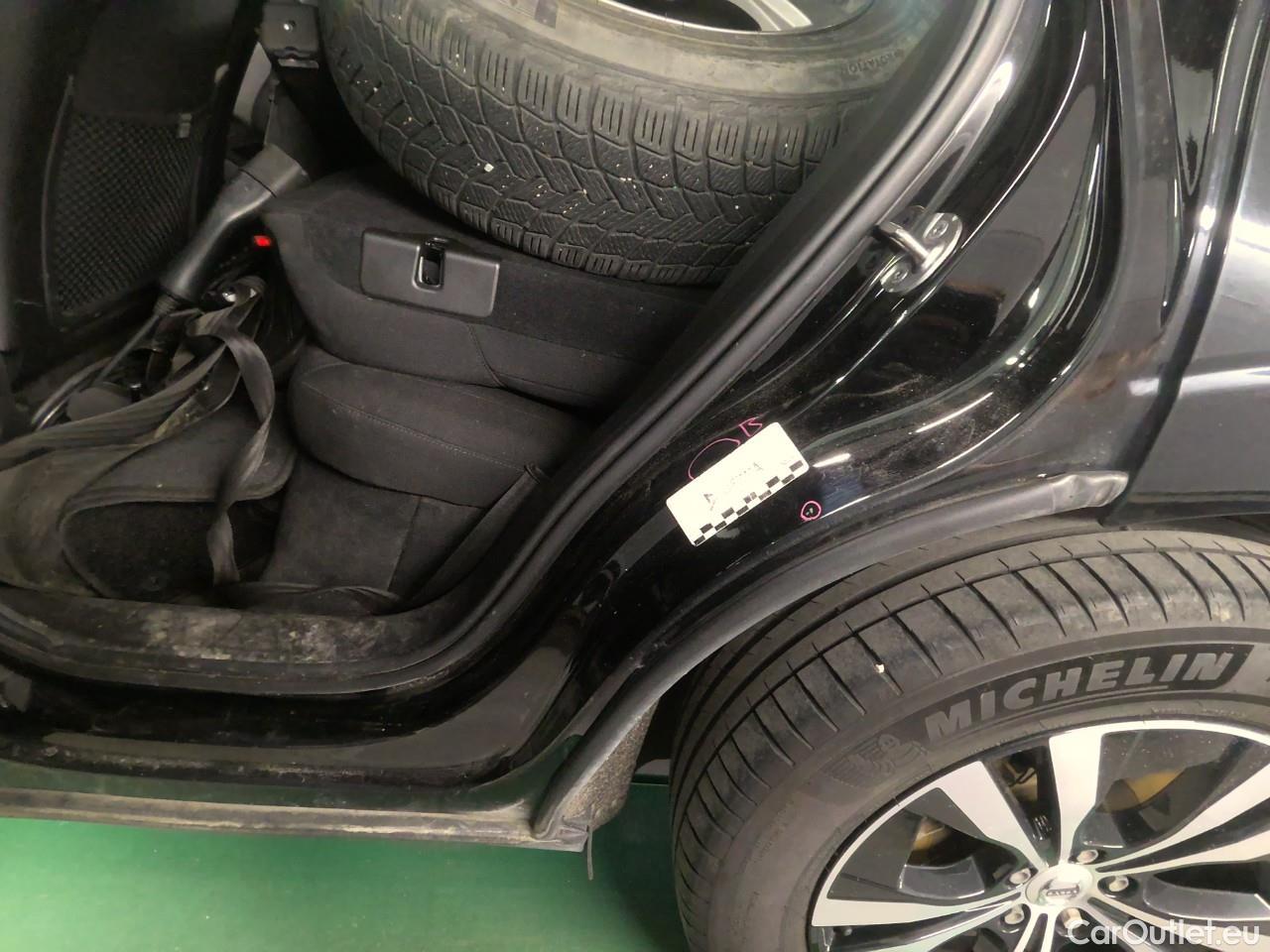  Volvo  XC60  T6 350 Re.Ins.Ex. AWD Aut #17