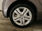  Peugeot  208 Peugeot  Signature 1.2 PureTech 82 5d #24