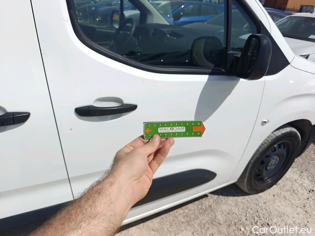  Opel  Combo OPEL  / 2018 / 4P / furgón derivado de turismo 1.5TD 75kW (100CV) Express XL H1 1000kg #59