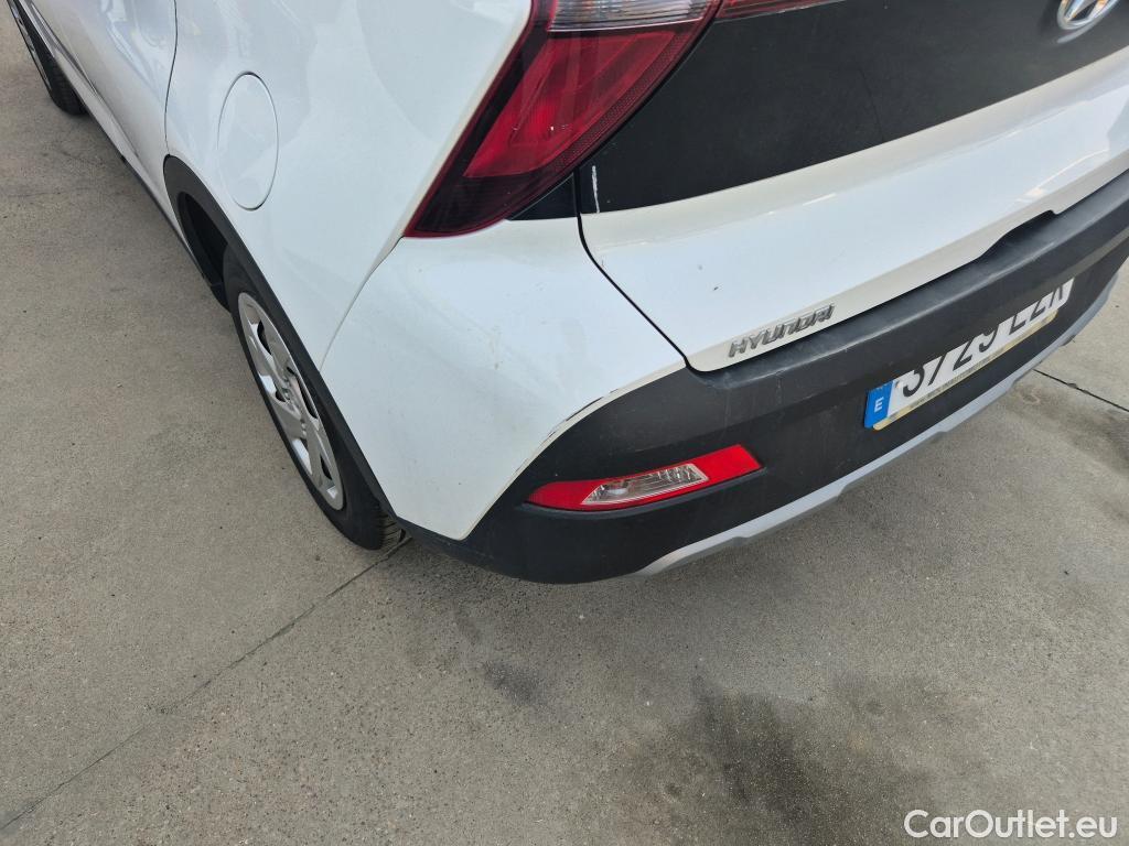  Hyundai  Bayon HYUNDAI  / 2021 / 5P / todoterreno 1.2 MPI Essence #12