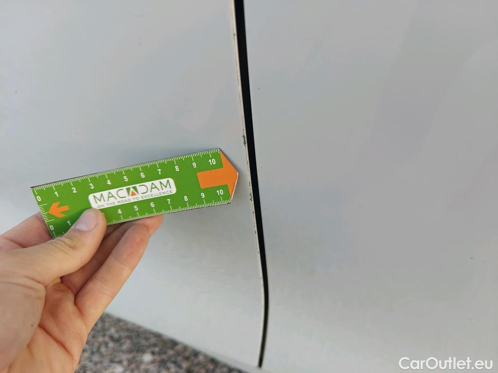  Bmw  Serie 1 BMW  / 2019 / 5P / berlina con portón 116d #7