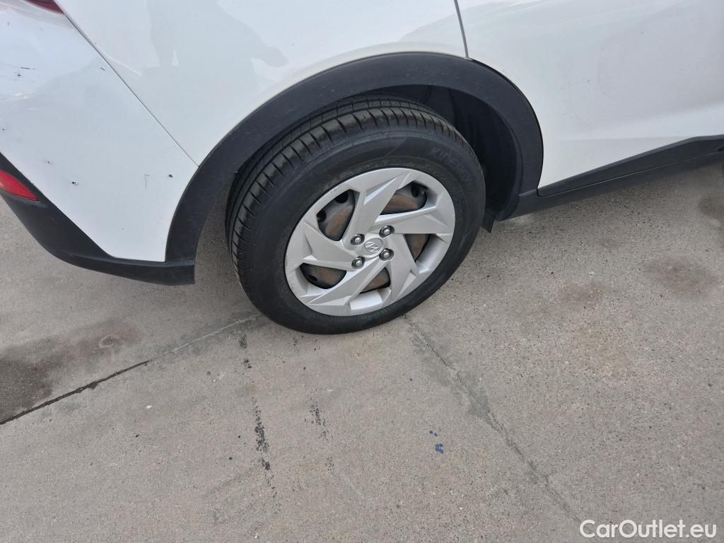 Hyundai  Bayon HYUNDAI  / 2021 / 5P / todoterreno 1.2 MPI Essence #20