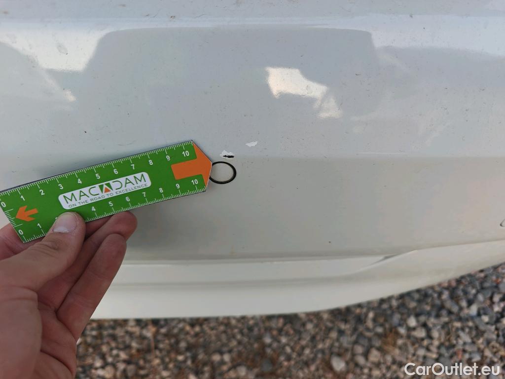  Bmw  Serie 1 BMW  / 2019 / 5P / berlina con portón 116d #35