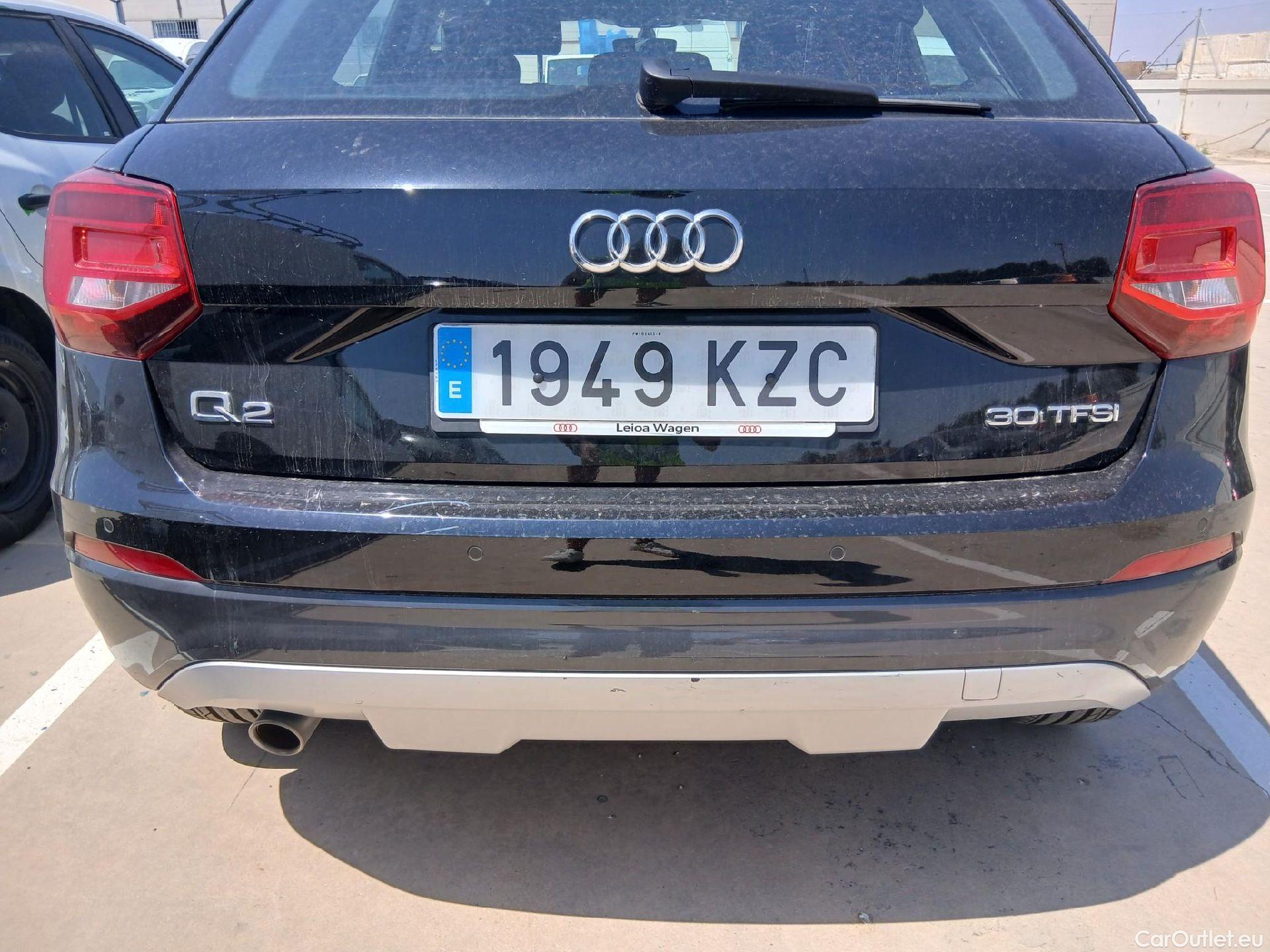 Audi  Q2 AUDI  / 2016 / 5P / todoterreno Design 30 TFSI 85kW (116CV) #30