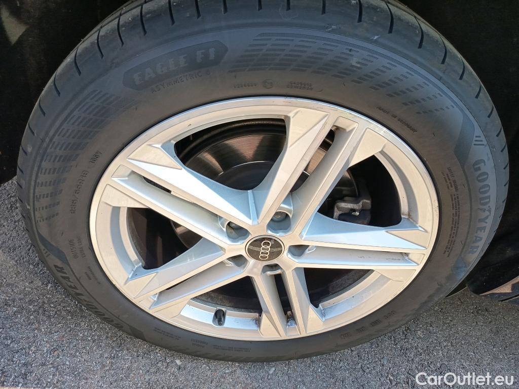  Audi  Q5 AUDI  SPORTBACK / 2020 / 5P / todoterreno S line 40 TDI 150kW quattro-ultra #22
