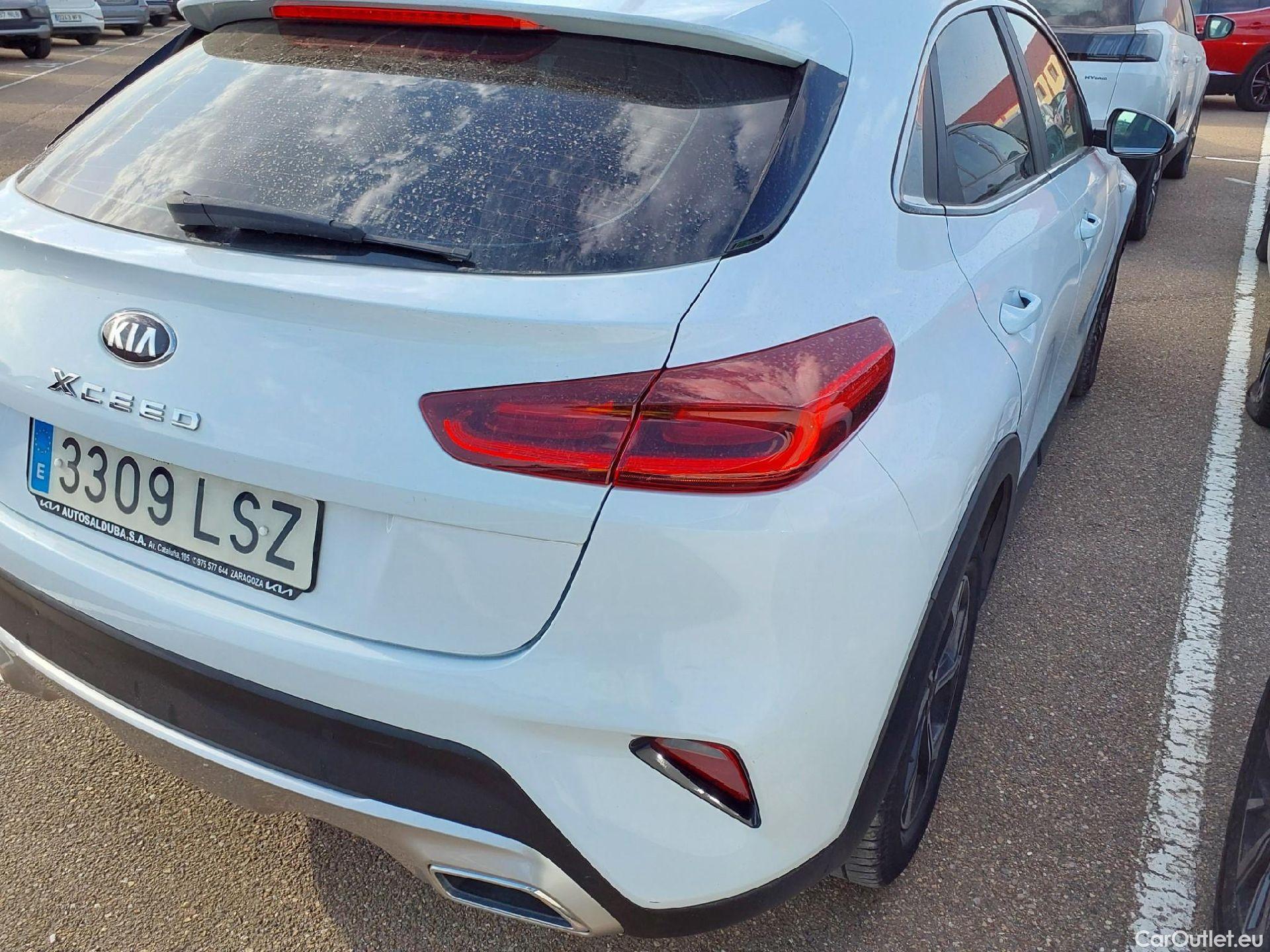  KIA  XCeed KIA  / 2019 / 5P / todoterreno 1.0 T-GDi Drive 88kW (120CV) #14