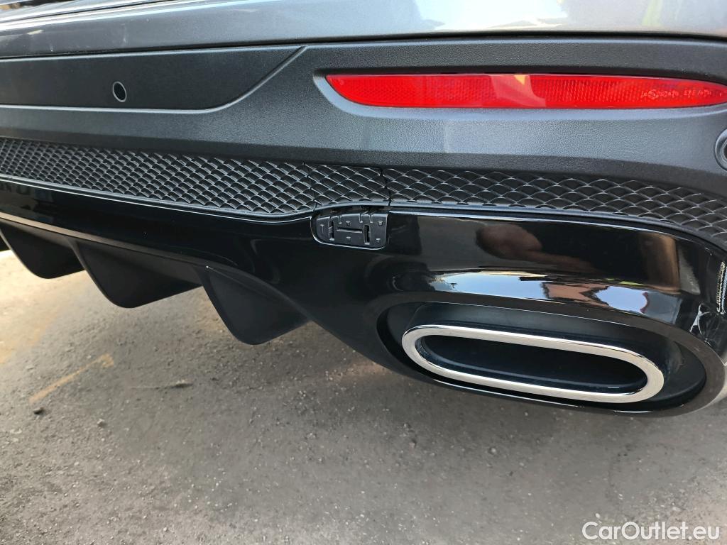  Mercedes  GLB MERCEDES-BENZ  / 2019 / 5P / todoterreno 2.0  200 D DCT 110KW (150CV) #40