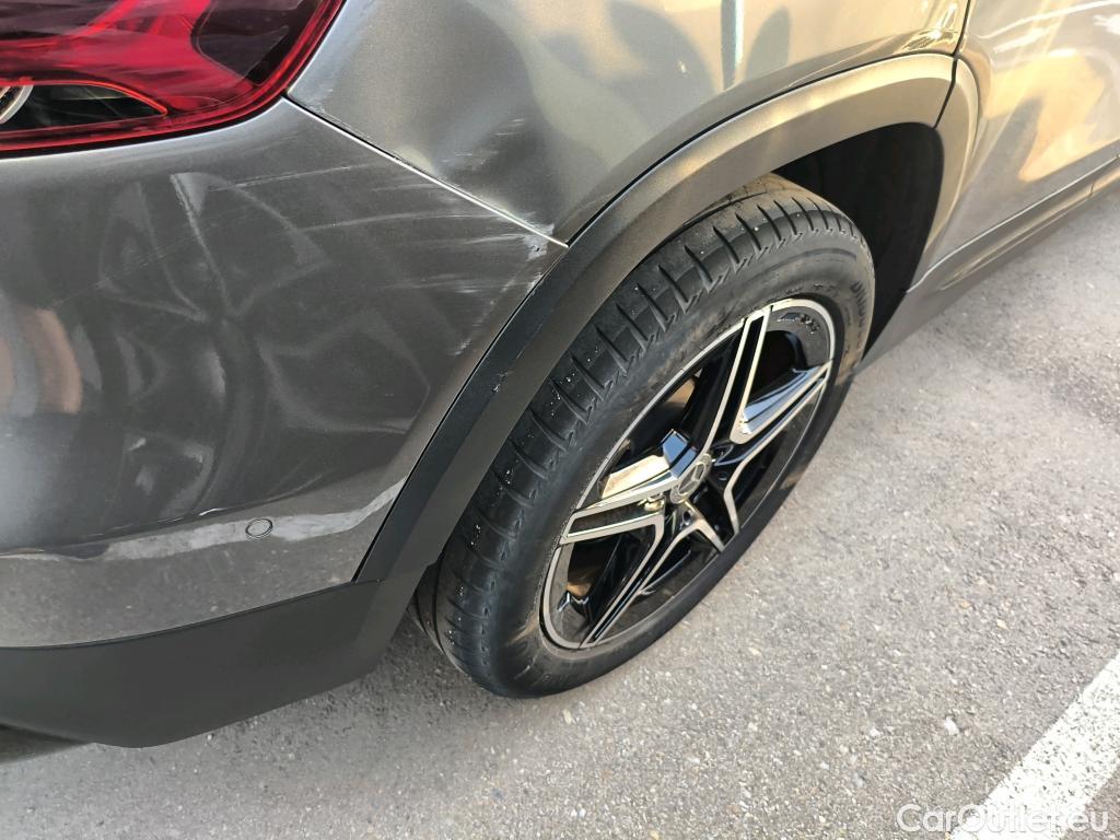  Mercedes  GLB MERCEDES-BENZ  / 2019 / 5P / todoterreno 2.0  200 D DCT 110KW (150CV) #38
