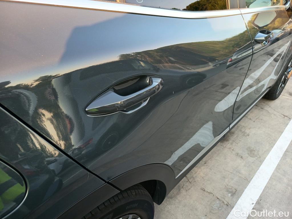  KIA  Sportage KIA  / 2022 / 5P / todoterreno 1.6 T-GDi PHEV 198kW (265CV) Drive 4X4 #33