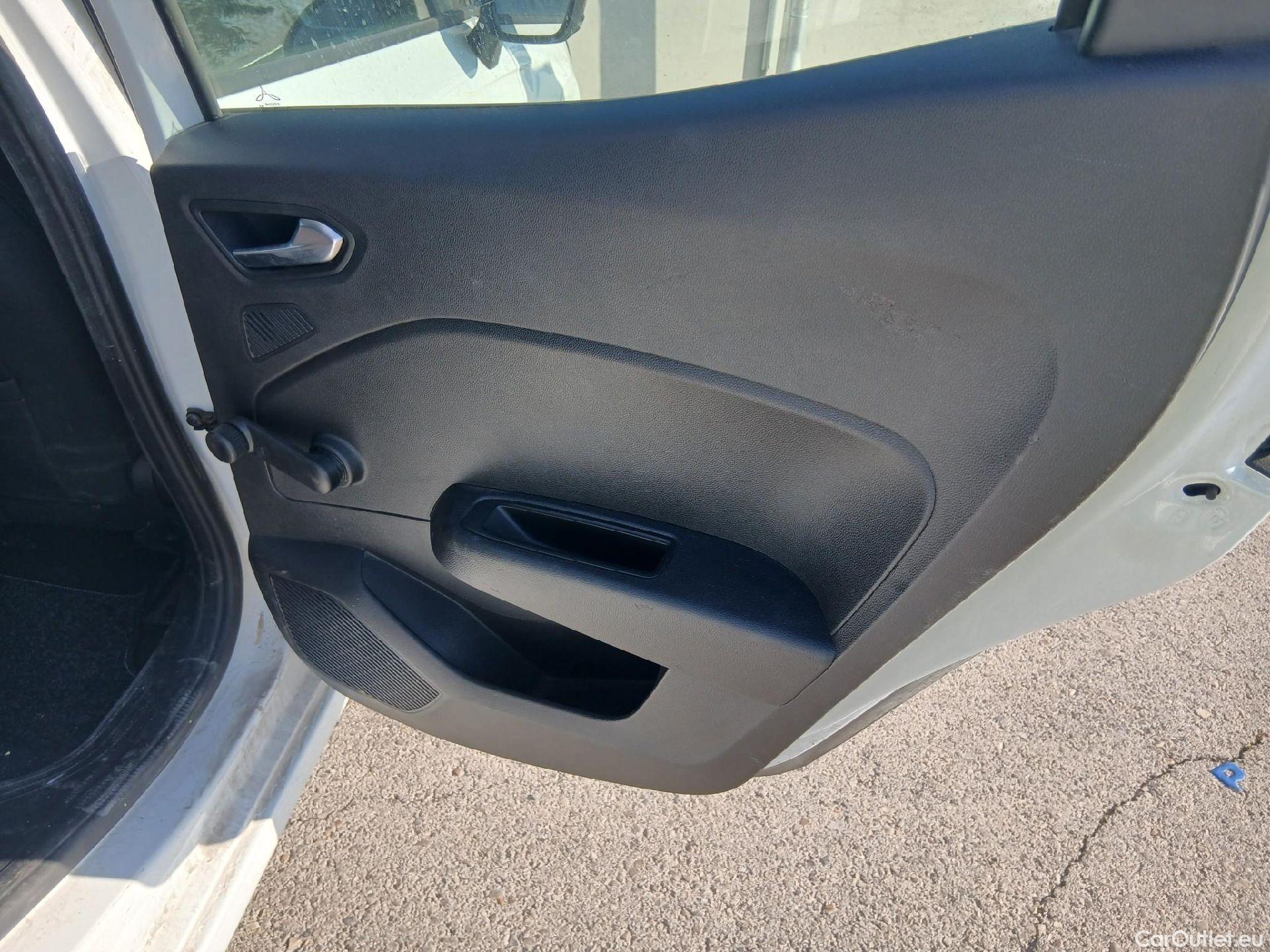  Renault  Clio RENAULT  / 2019 / 5P / berlina con portón Equilibre TCe 67 kW (91CV) #37