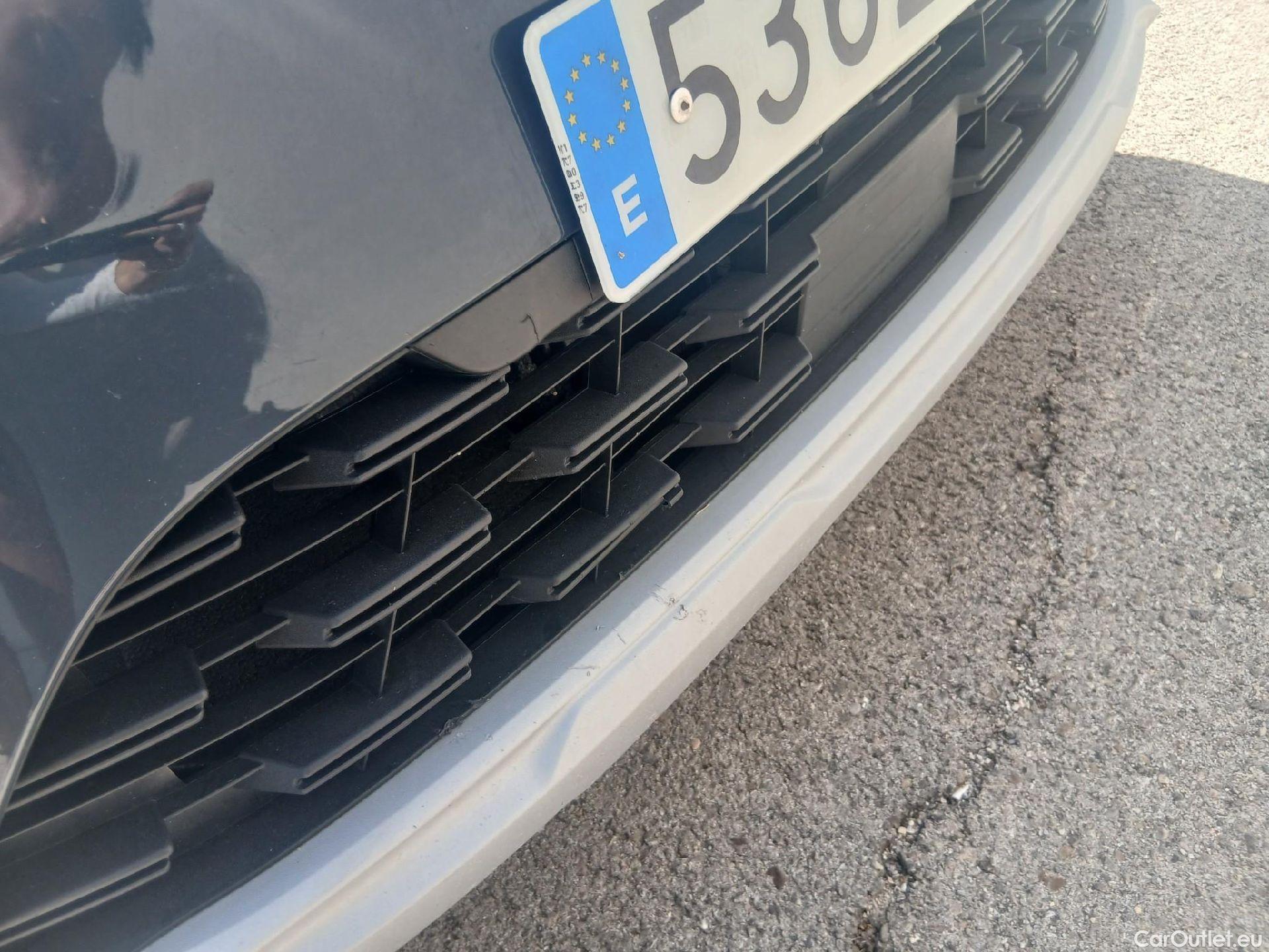  Renault  Captur RENAULT  / 2020 / 5P / todoterreno equilibre TCe 67kW (90CV) #4