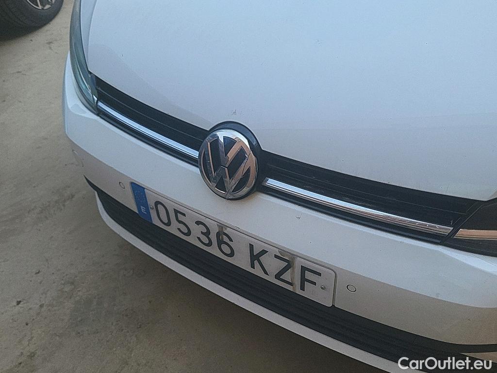  Volkswagen  Golf  VOLKSWAGEN / 2016 / 5P / berlina con portón Ready2Go 1.6 TDI 85kW (115CV) #17
