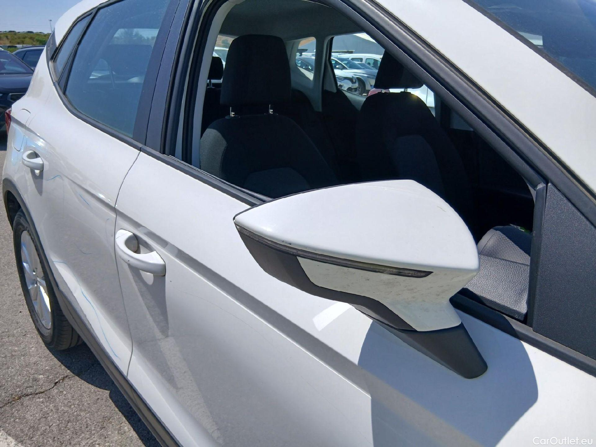  Seat  Arona SEAT  / 2021 / 5P / todoterreno 1.0 TSI 70kW (95CV) Reference #35