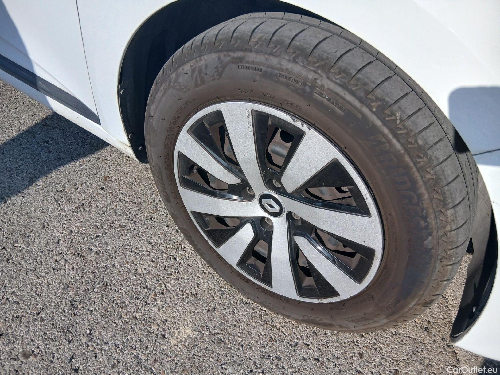  Renault  Clio RENAULT  / 2019 / 5P / berlina con portón Equilibre TCe 67 kW (91CV) #44