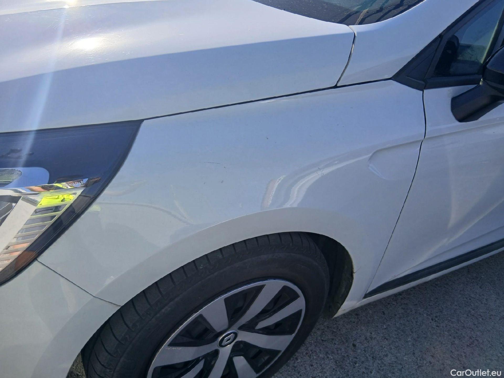  Renault  Clio RENAULT  / 2019 / 5P / berlina con portón Equilibre TCe 67 kW (91CV) #13