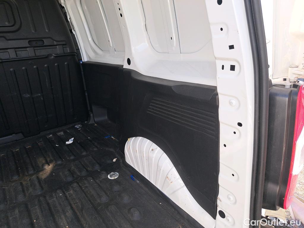  Citroen  Berlingo CITROEN  / 2018 / 3P / furgón derivado de turismo Talla M BlueHDi 100 CONTROL #36