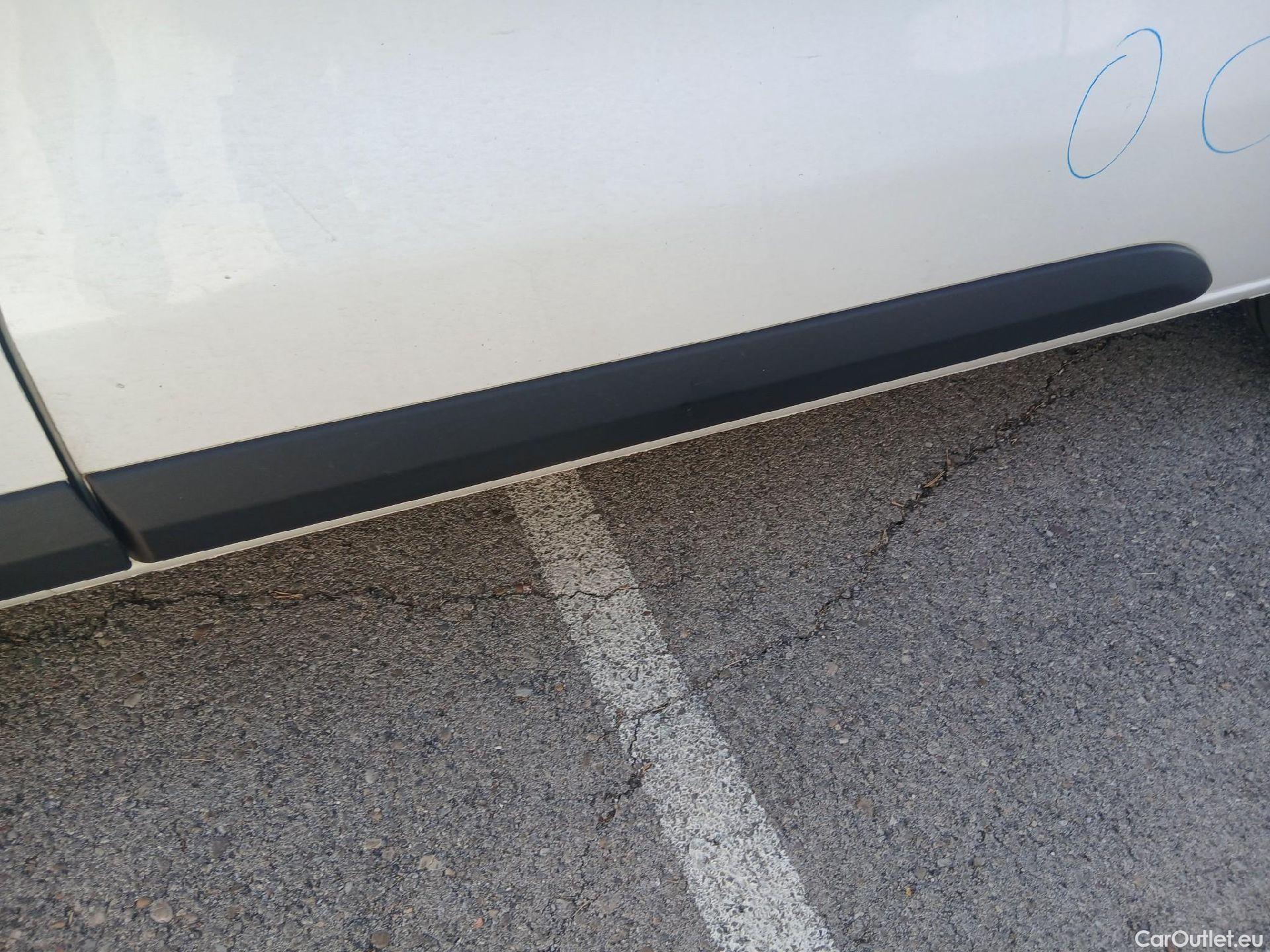  Opel  Vivaro OPEL  / 2019 / 4P / furgón 1.5 Diésel 74kW (100CV) M Std Express (AC) #8