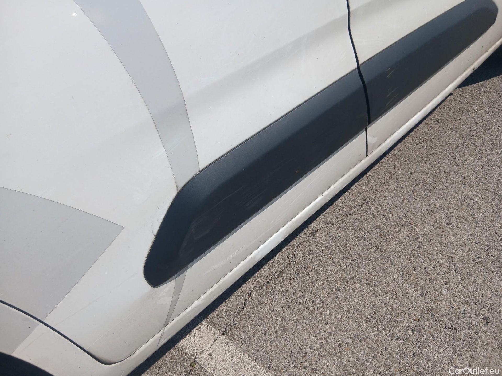  Citroen  Berlingo CITROEN  / 2018 / 3P / furgón derivado de turismo Talla M BlueHDi 75 CONTROL #17