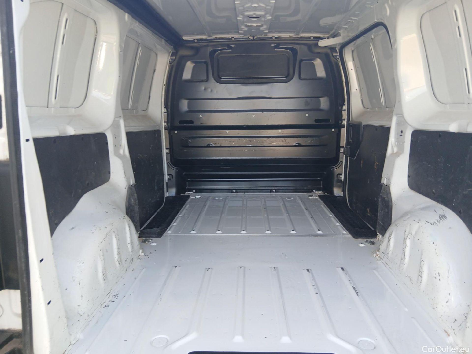  Opel  Vivaro OPEL  / 2019 / 4P / furgón 1.5 Diésel 74kW (100CV) M Std Express (AC) #23