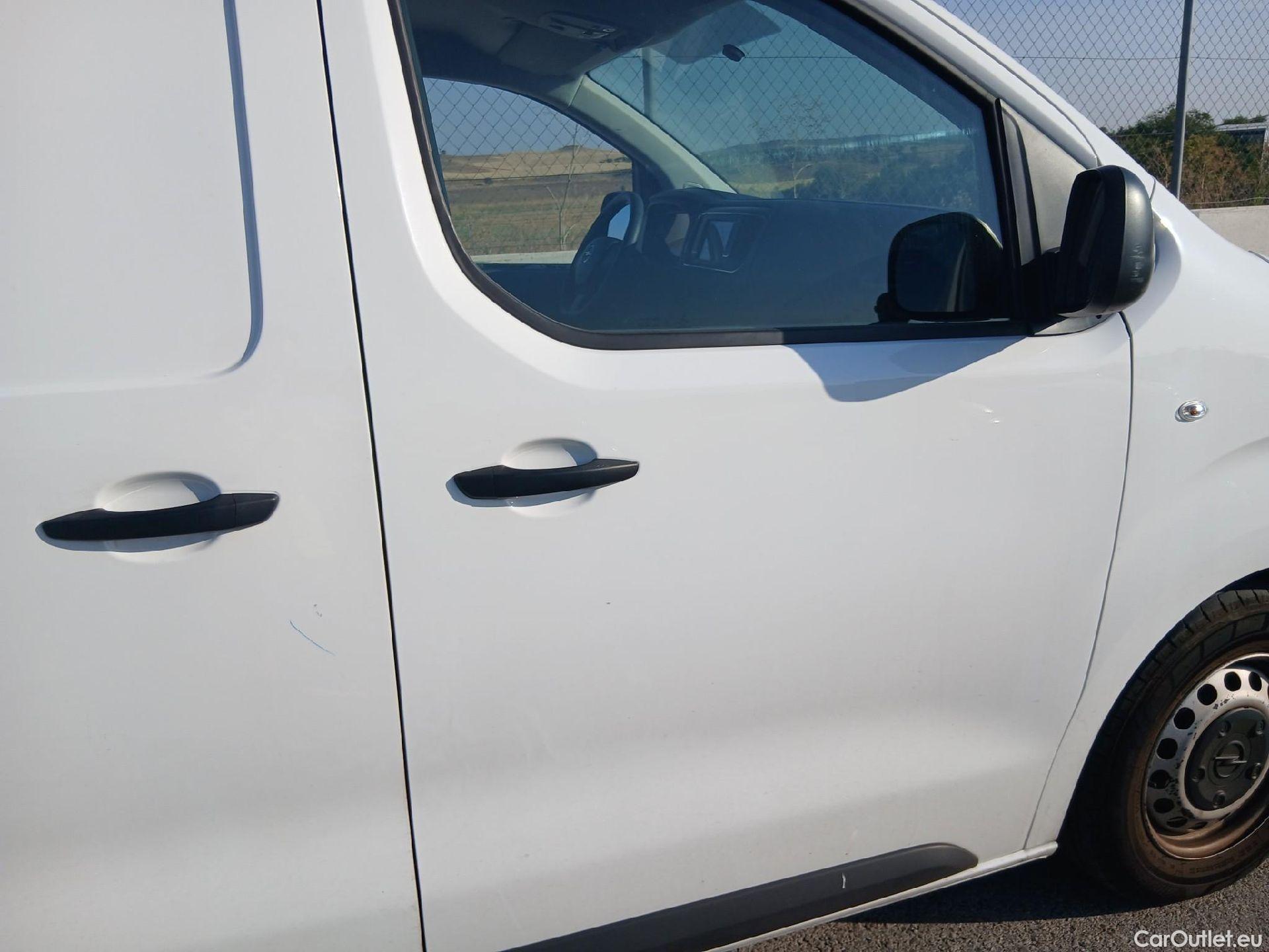  Opel  Vivaro OPEL  / 2019 / 4P / furgón 1.5 Diésel 74kW (100CV) M Std Express (AC) #35