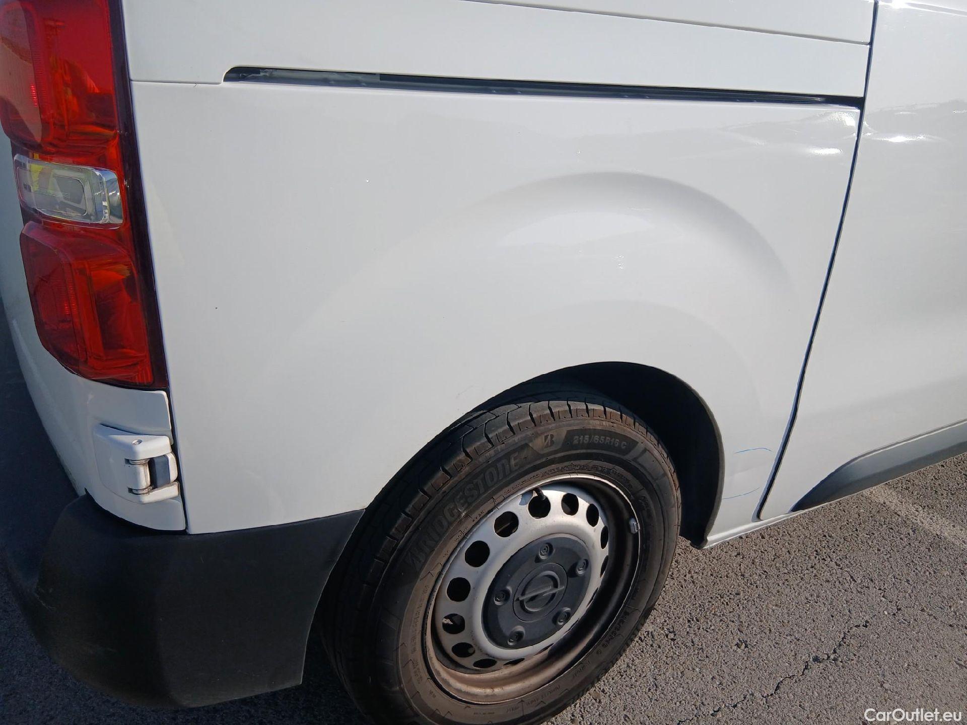  Opel  Vivaro OPEL  / 2019 / 4P / furgón 1.5 Diésel 74kW (100CV) M Std Express (AC) #31